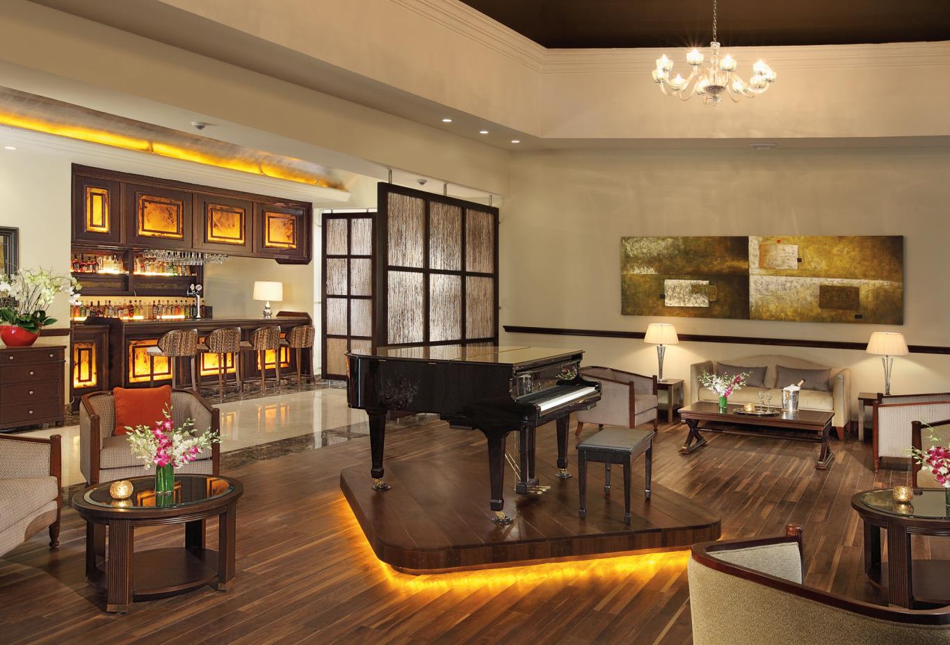 Preferred Club Piano Bar